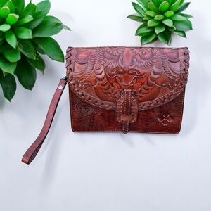 Patricia Nash Tooled Leather Lanza Clutch